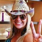 Profil de Elinore, 27 ans, Club échangiste à Saint-Thomas (Québec)