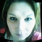 Profil de Emiliane, 30 ans, Club échangiste à Saint-Raphaël (Québec)