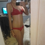 Profil de Nassia, 40 ans, Club échangiste à Saint-Raphaël (Québec)